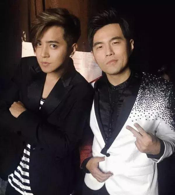 2004年华语乐坛有多疯,2004年华语乐坛流行歌曲巅峰