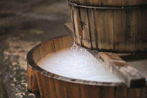 经常喝米酒对身体有危害吗,经常喝米酒的好处和坏处