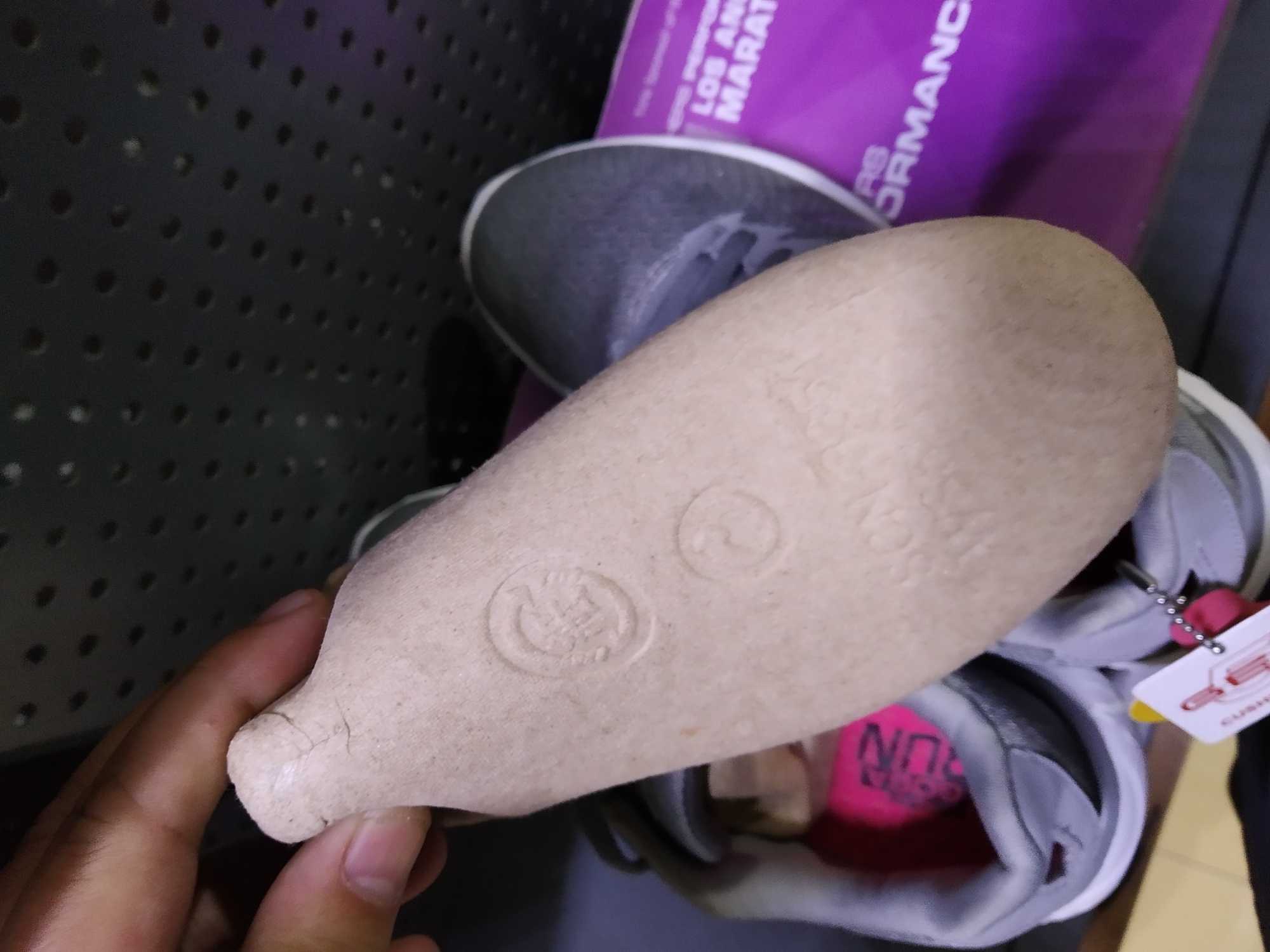 国产轻便健步鞋,美国生产的老年人健步鞋