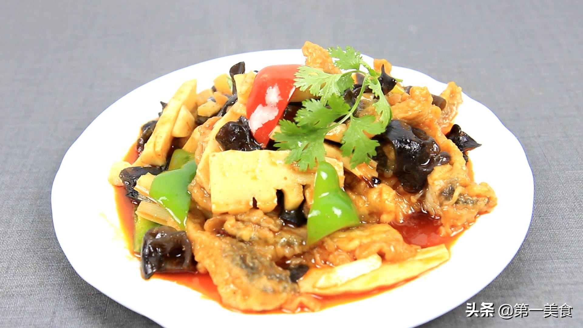 糖醋鱼块红烧鱼块的家常做法简单,湖南香辣鱼块的正宗红烧鱼块做法