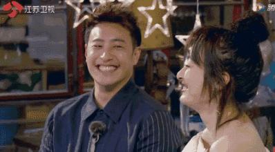 吴昕恋情曝光与郑凯同回家中七夕娱乐圈的瓜真多