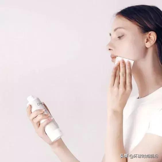 什么水适合肌肤喝,你的肌肤该用乳液还是面霜