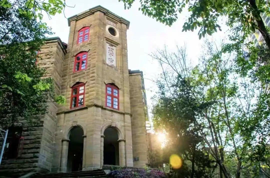 来啦！重庆大学2021年招生宣传片《重新出发，大有可为》重磅上线！