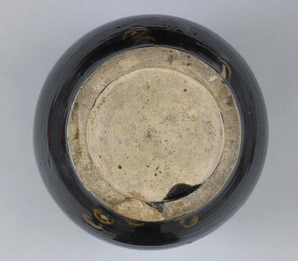 宋金时期半釉黑陶瓷,釉如凝脂的青花瓷器图片