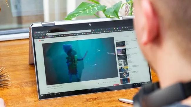 2020年2000元轻薄笔记本电脑推荐,2020年笔记本电脑排行榜前十名