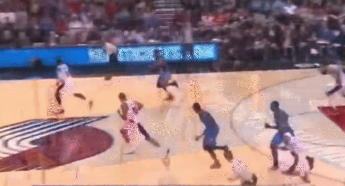 威少突破最劲爆的一场,威少为何有这么好的爆发力