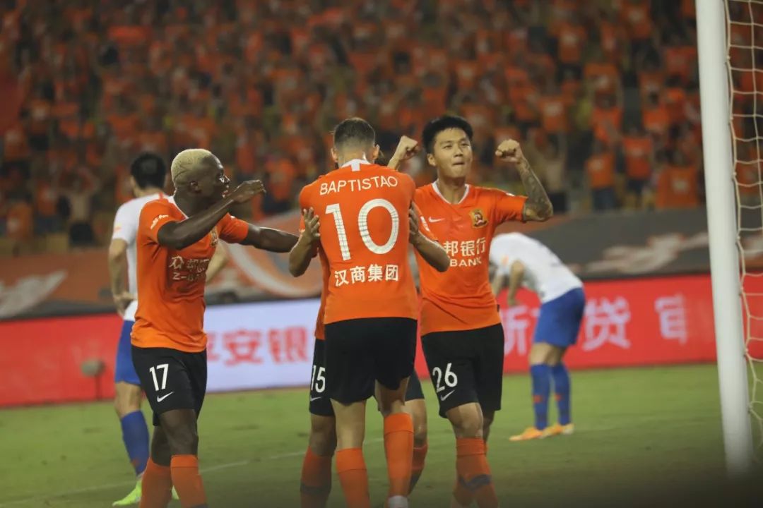 武汉卓尔击败天津权健,武汉卓尔2比1逆转山东鲁能