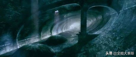 这是一部想象爆棚的超R级影片，好「色」之徒必看电影