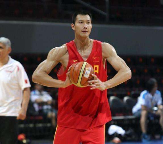 cba著名解说员,cba名嘴评价杜锋