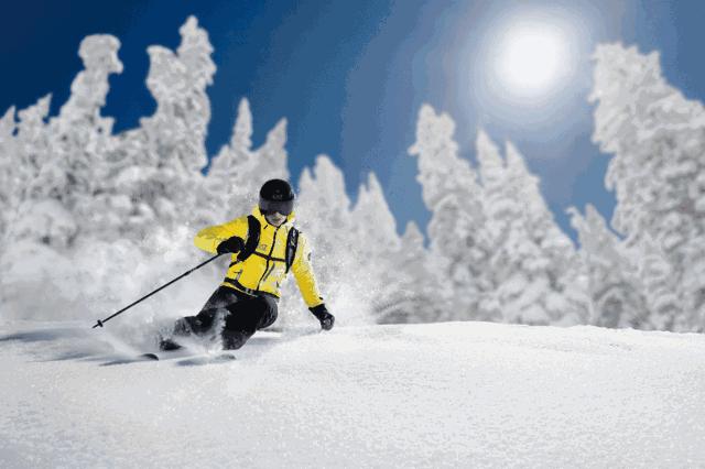 梦都美滑雪场全面升级！11月23日开板首滑！快办张年卡免费滑雪去！