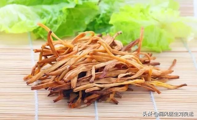 秋水仙碱可以缓解痛风吗,秋水仙碱对痛风有消肿止痛吗