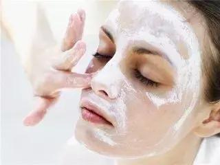 皮肤粗糙毛孔粗大暗黄怎么解决,皮肤干燥毛孔粗大如何改善