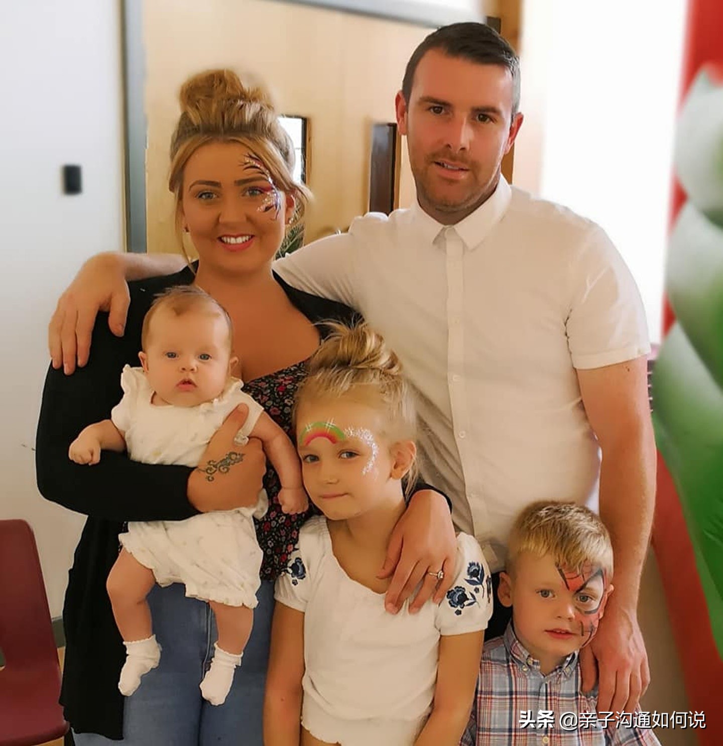 孙俪女儿被亲到变形：面请对亲友抚摸亲吻幼小的孩子，请说不