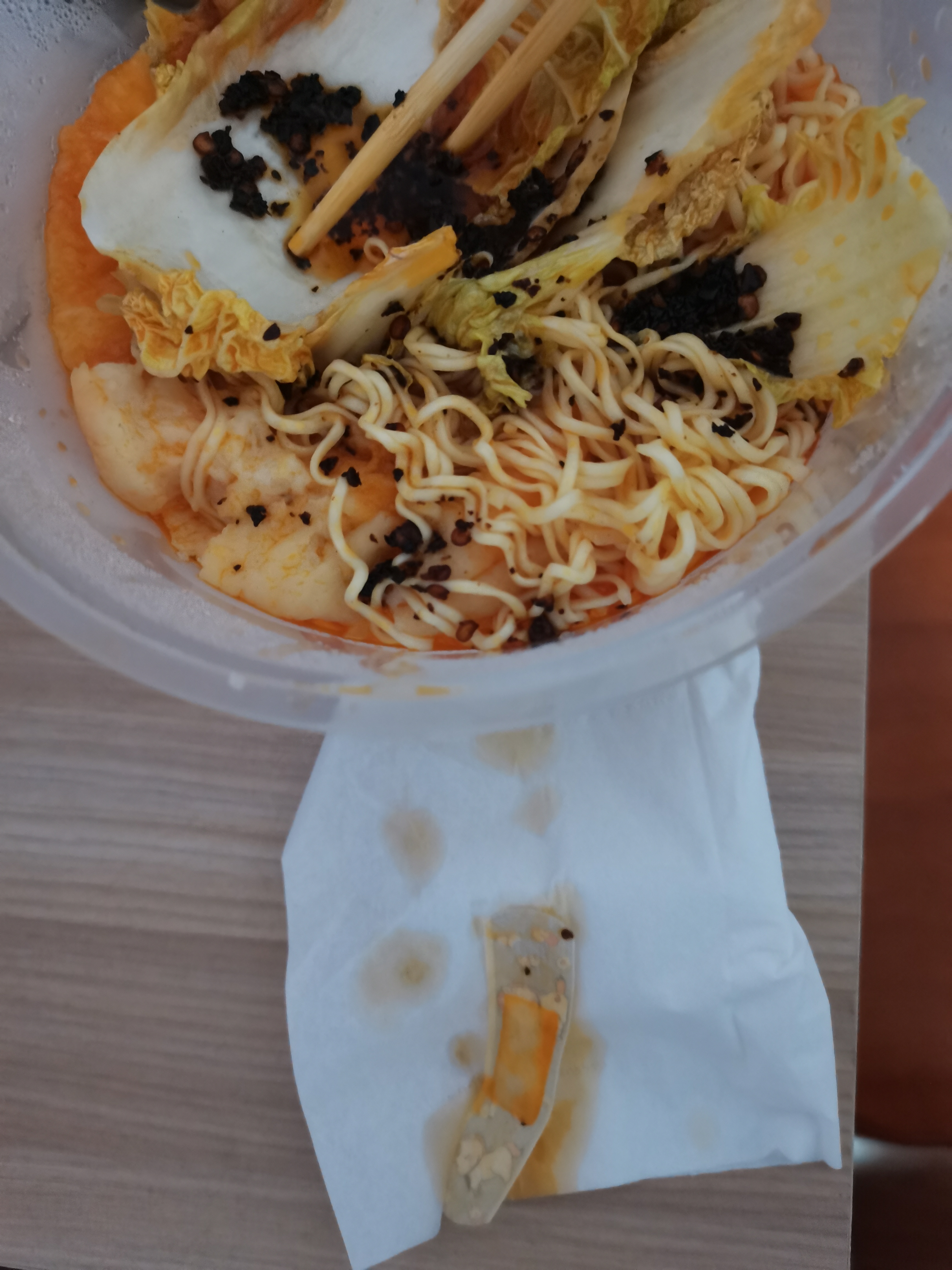 在饿了么点外卖吃出虫子,在饿了么平台点餐却不送货