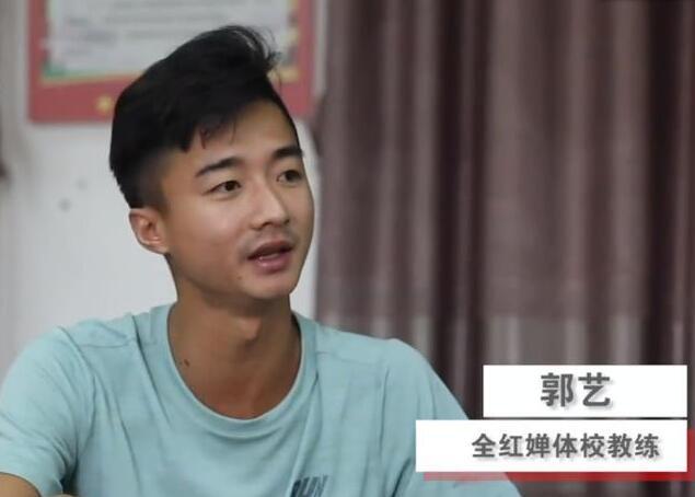 全红婵给队友发零食,全红婵获赠20万现金教练有奖金吗