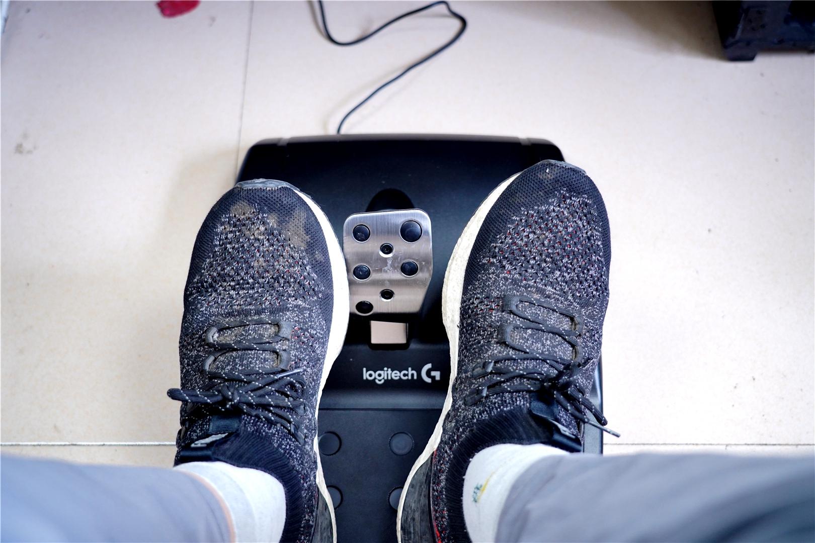 900度游戏方向盘,罗技g29方向盘测评