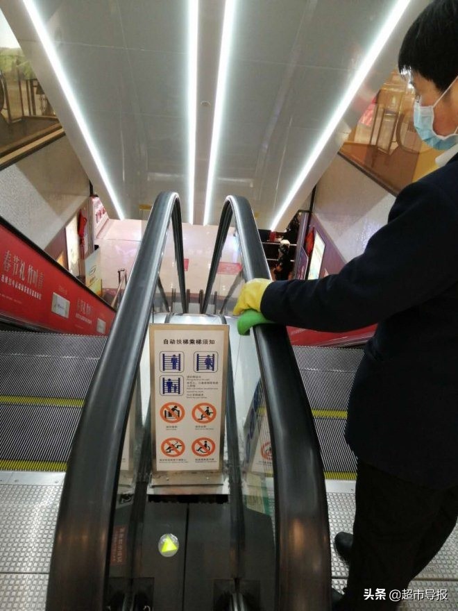 北京双安商场六大举措打好防疫阻击战