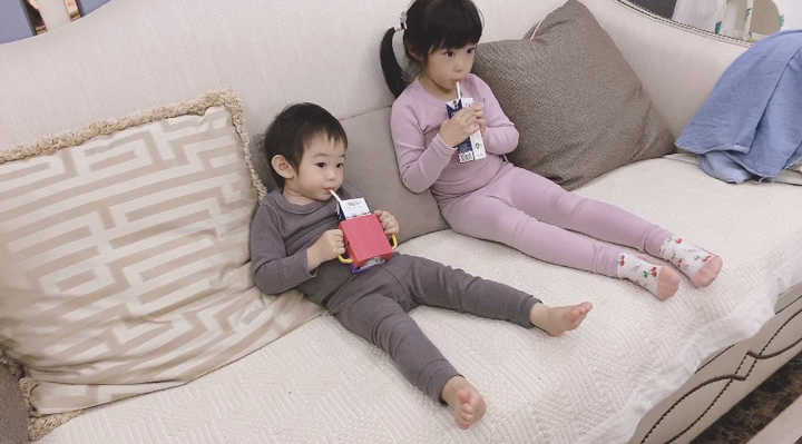 瓶喂母乳竟然有这么多好处！谁说母乳只能亲喂？刷新认知