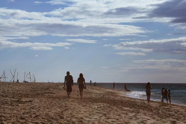 男生喜欢一个女生叫他什么昵称,男生叫女生这七个称呼说明暗恋你