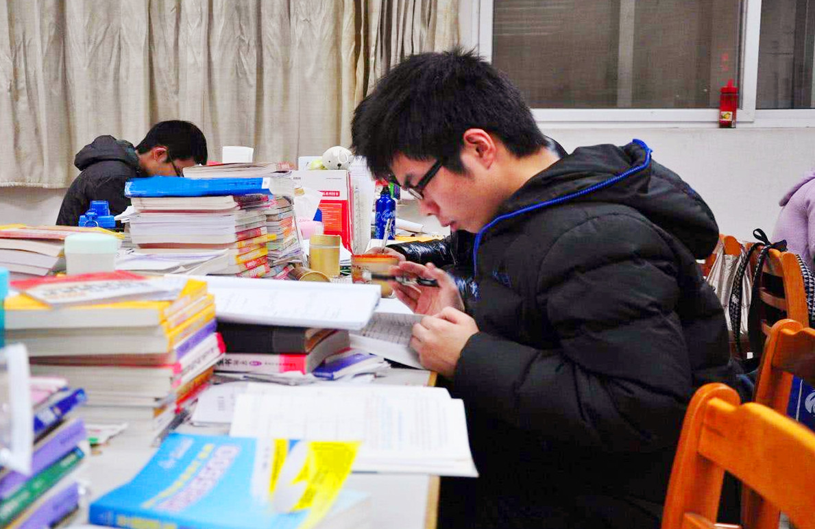 2020年考研分数332分有希望上吗,二战考研638分难吗