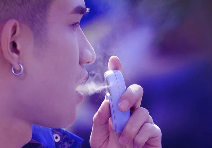 连同事都抢着试的高颜值口喷,用完嘴巴好清新,哈气都是香的