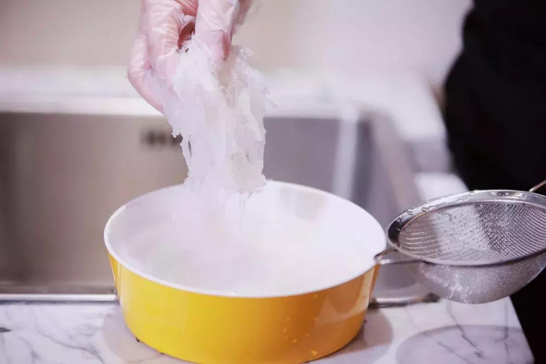 郑州小贵妇人手一瓶的奶油肌秘笈，竟然藏在这个小罐子里！