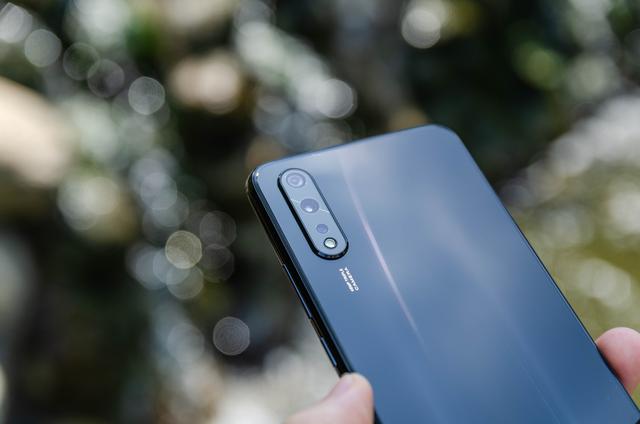 vivoz5价格为什么便宜,vivoz5值得入手吗