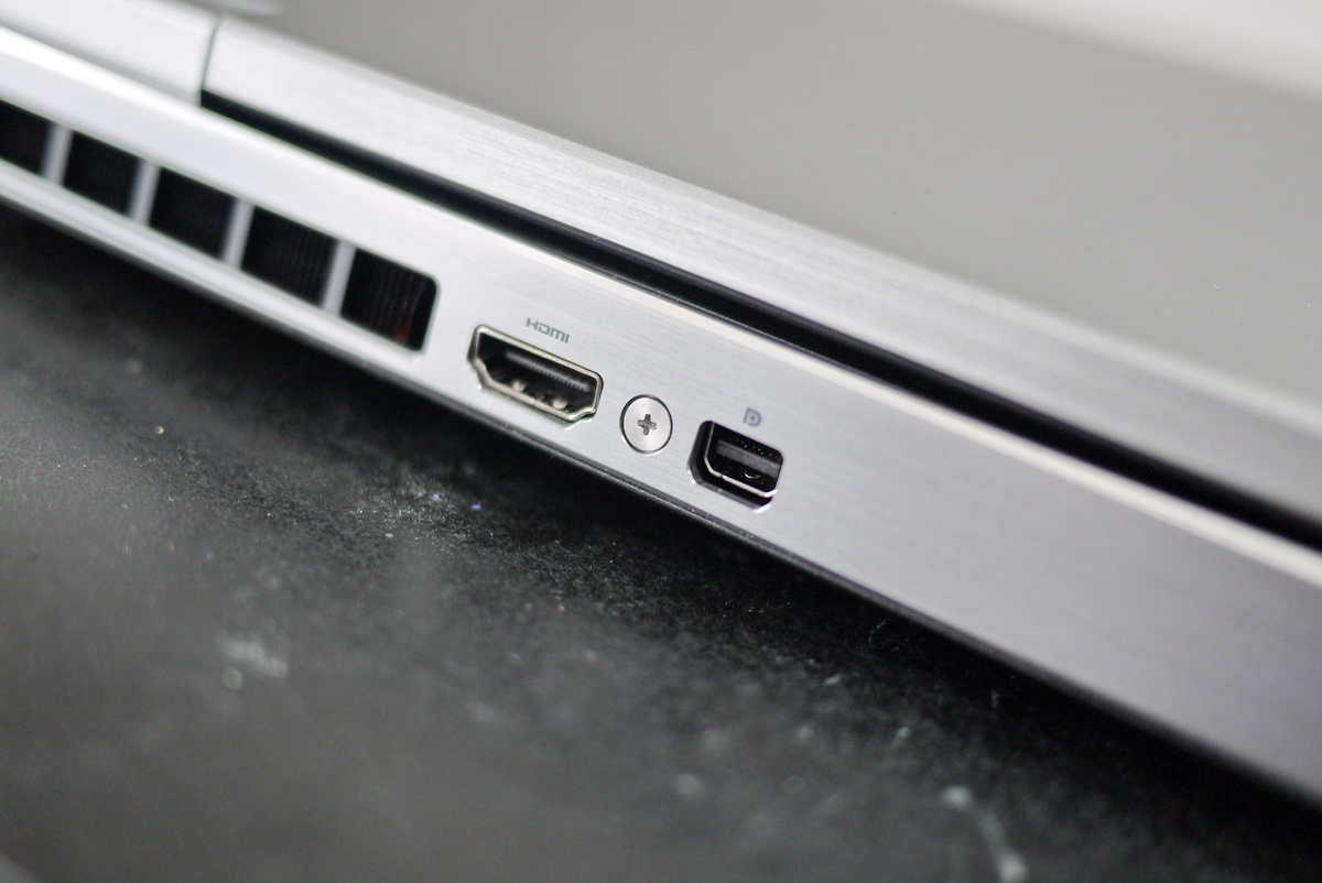 戴尔移动工作站precision7760拆机,dellprecision7510工作站拆机