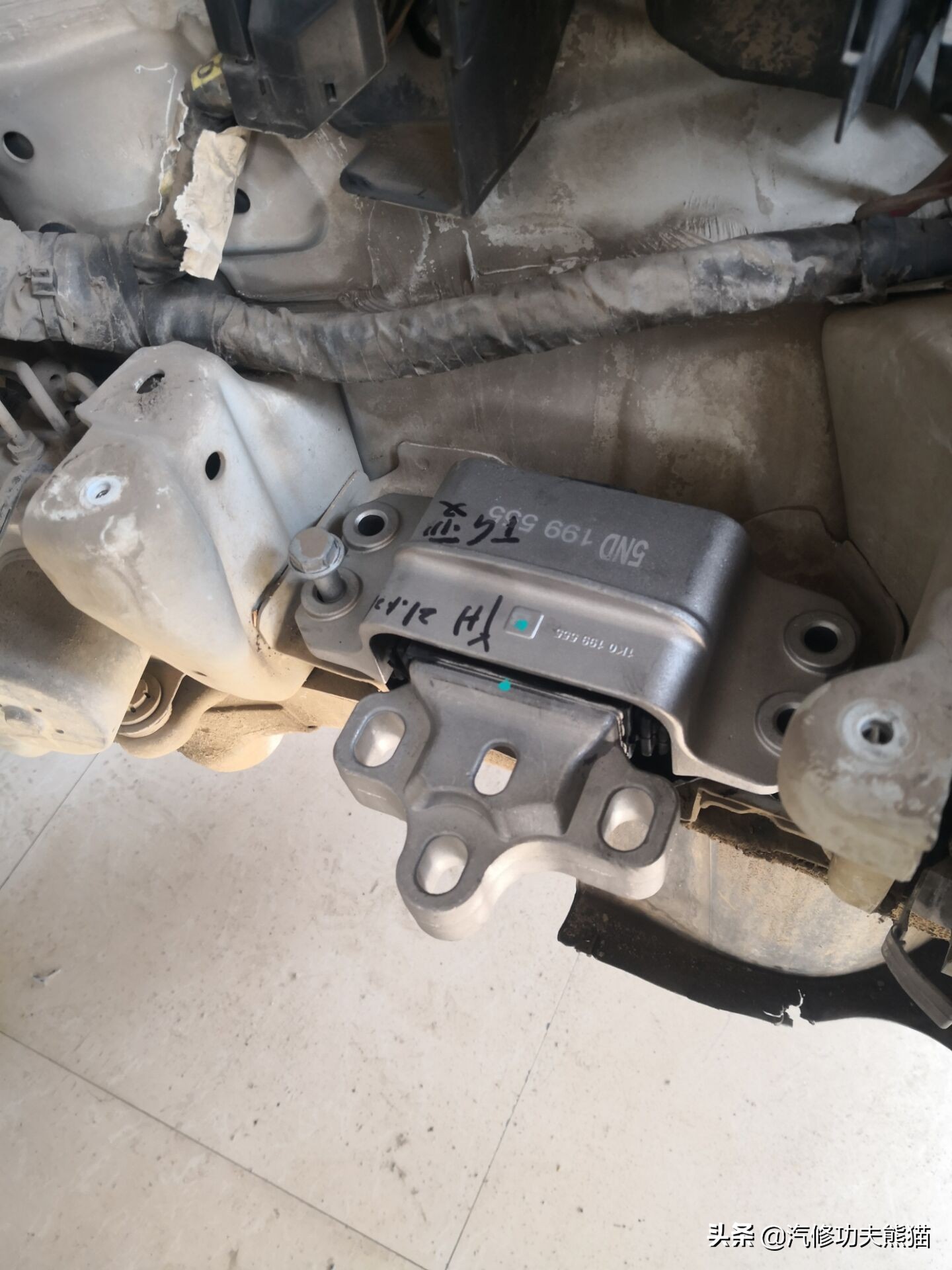 上海大众SUV销量王途观烧机油、漏机油被人乱修一通差点搞报废