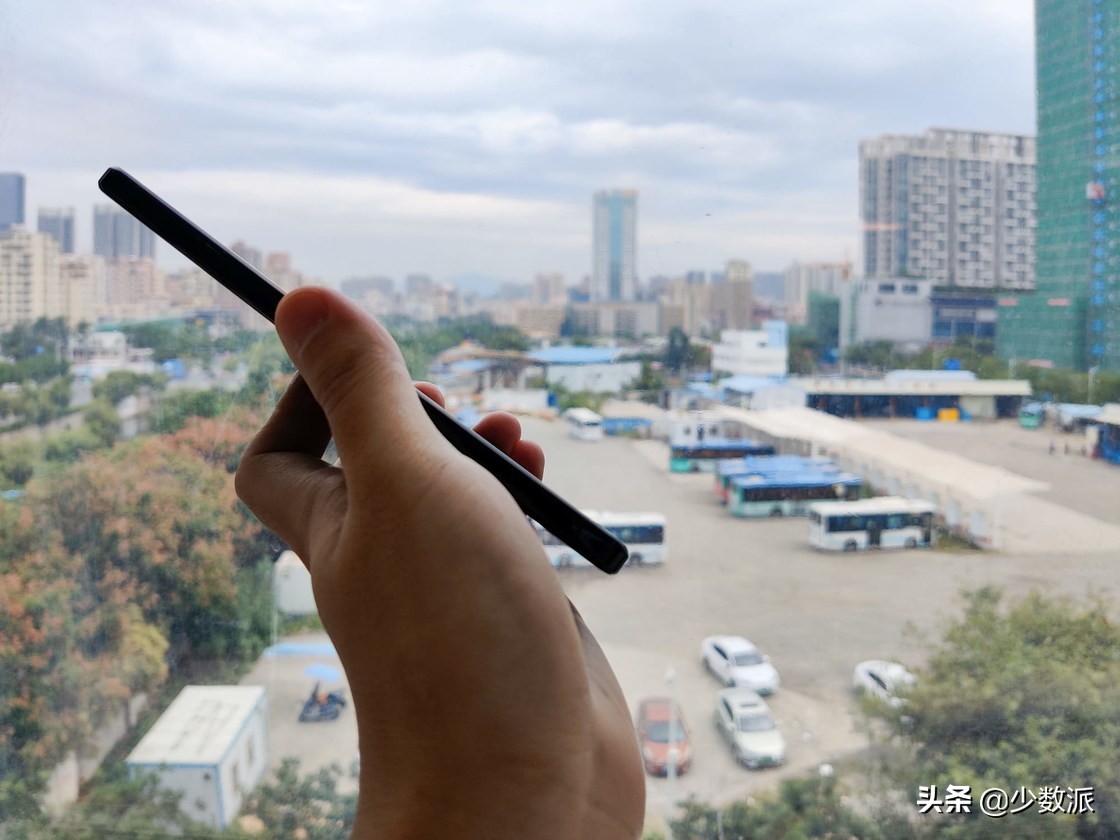 索尼手机xperia1ii真实体验,索尼xperia1ii现在还值得买吗