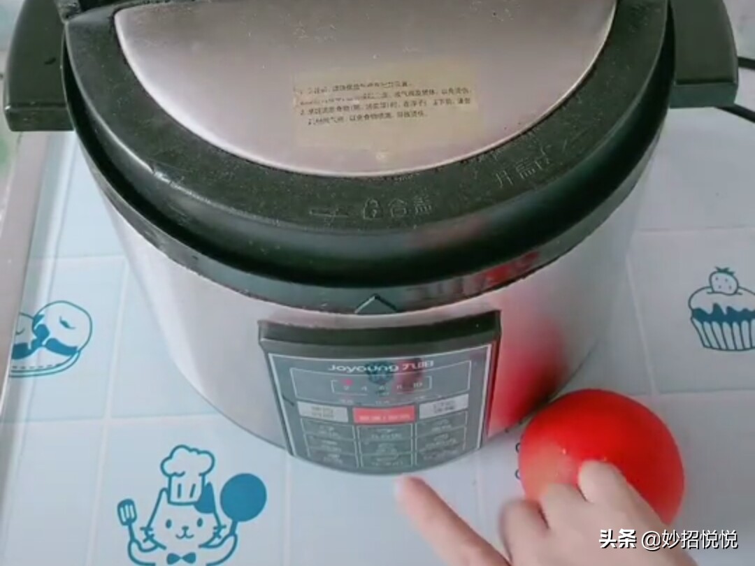 高压锅蒸格教学视频,高压锅买带蒸格还是不带蒸格好