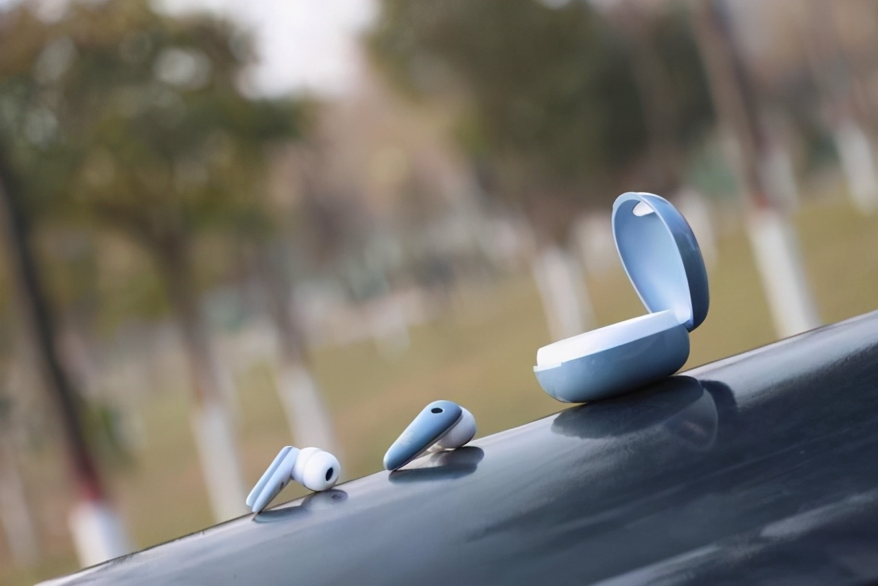 经常佩戴蓝牙耳机有辐射吗,蓝牙耳机辐射会影响健康吗