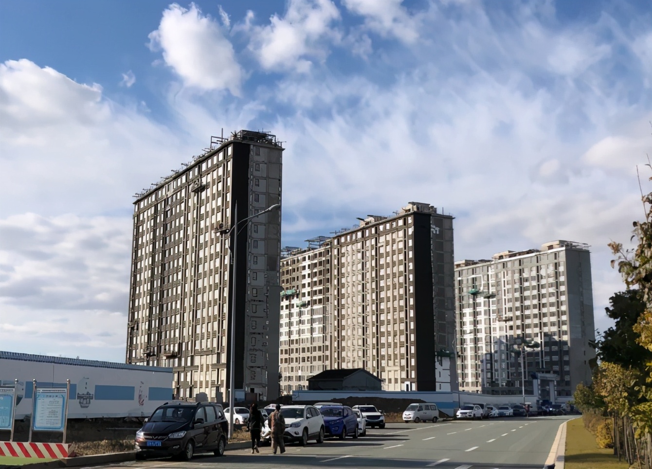 别再黑北湖没人了，停车位都找不着