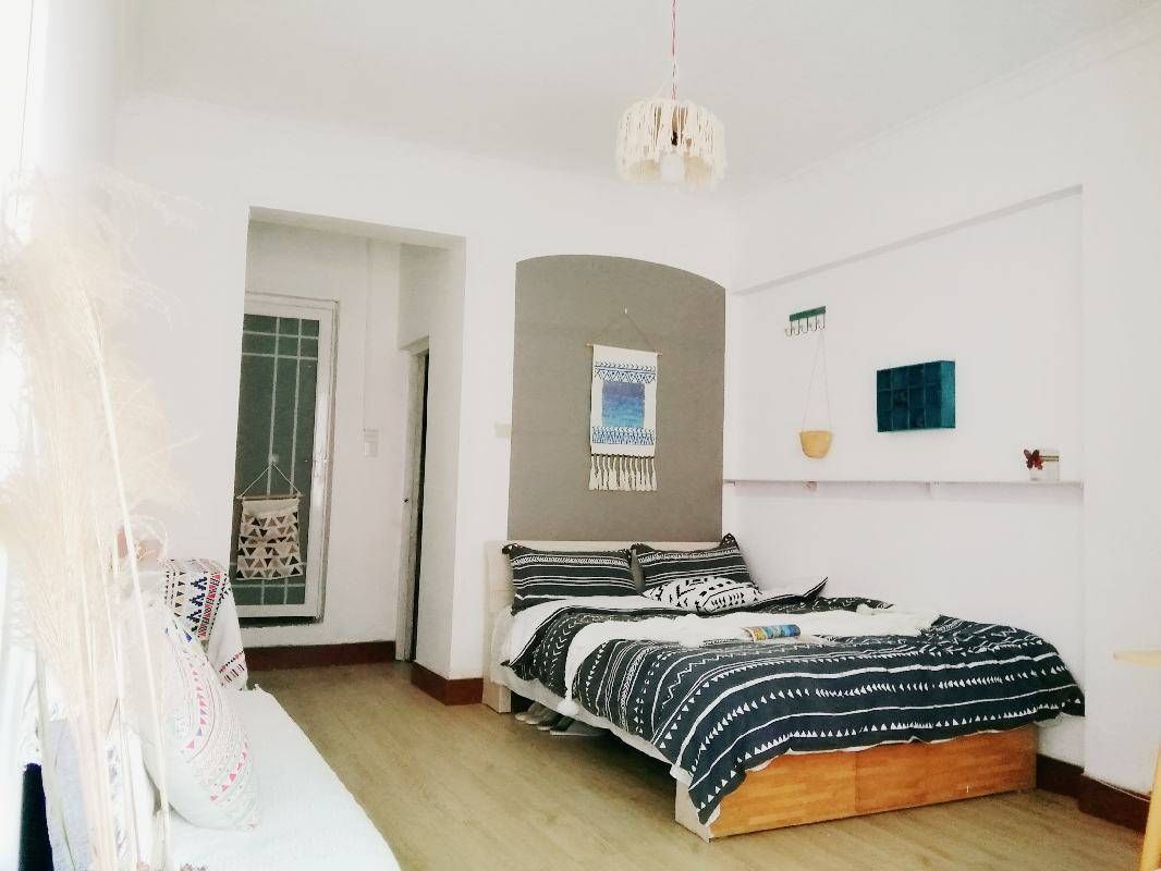 重庆100-200民宿推荐以及价格,100家苍蝇馆子重庆