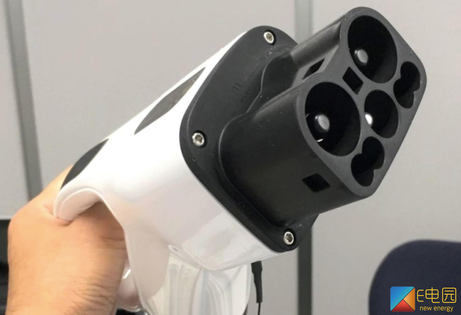 新能源汽车购置税免征2023政策,新能源汽车免征购置税期限