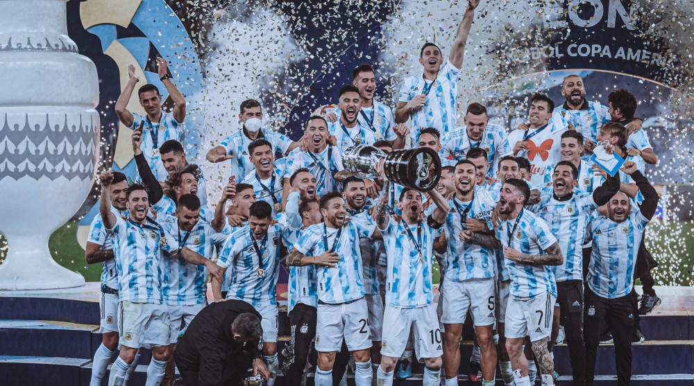 足坛感动的一瞬间,足坛2019难忘瞬间