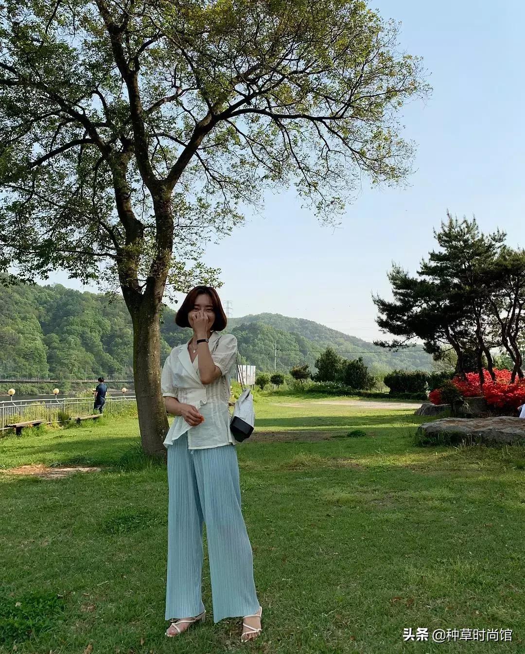 穿着阔腿裤上厕所怎么办,如何正确穿阔腿裤