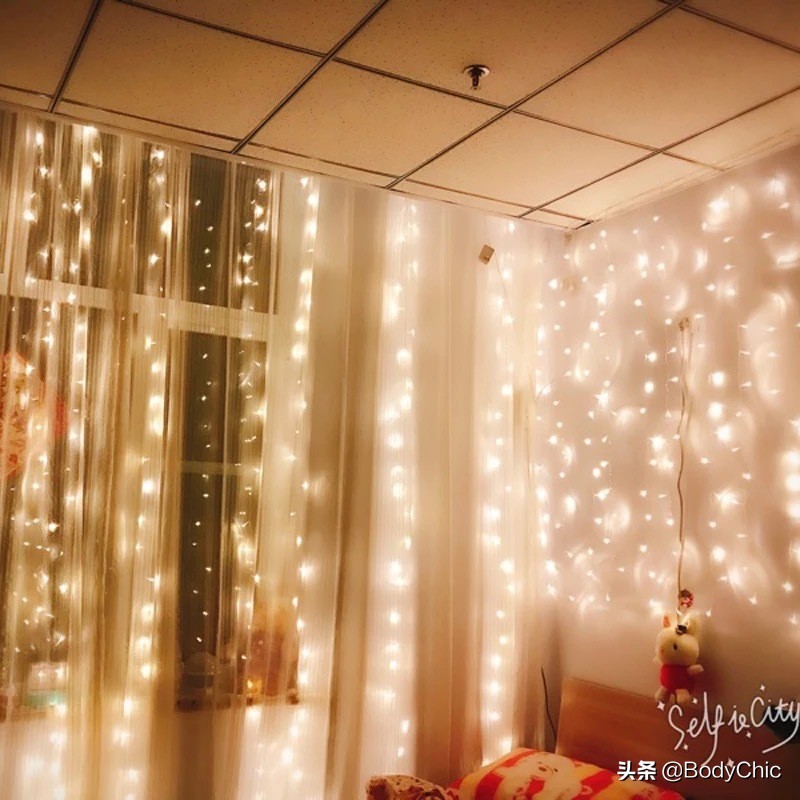 要过年了，晒晒自己在淘宝买的无用品！