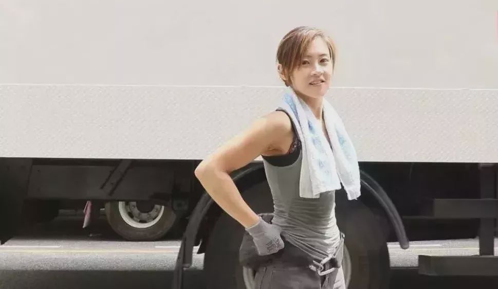 最美搬运工一夜爆红,一夜爆红的最美搬运工