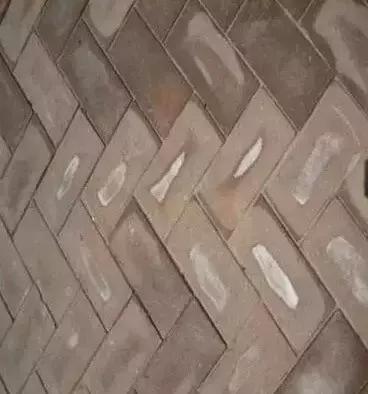 石材反碱和泛碱的区别,室外地面石材泛碱怎么办