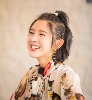 超减龄双丸子头,凌乱减龄高丸子头