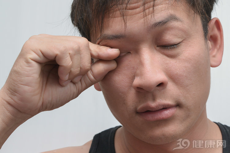 被医院紫外线灯照伤,被紫外线灯照射5秒有伤害吗