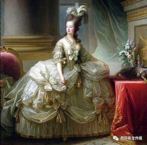 石榴石手链女三圈生辰石,新年第一款生辰石石榴石火爆上线