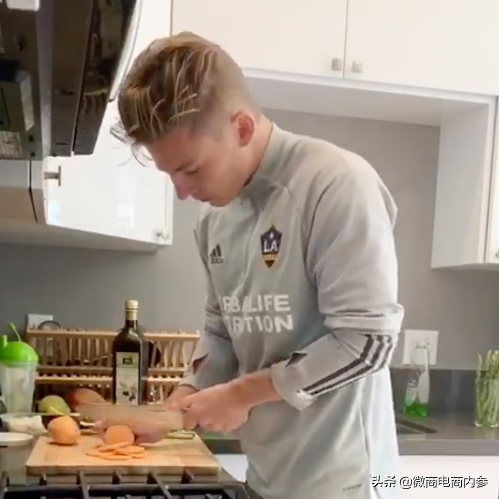 康宝莱举办全球首届“足球运动员线上烹饪大赛”