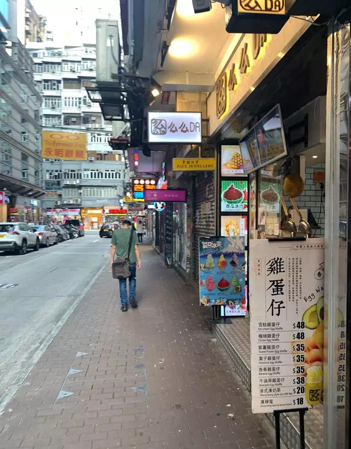 从来没见过如此冷清现场,从没见过如此空荡荡的长沙