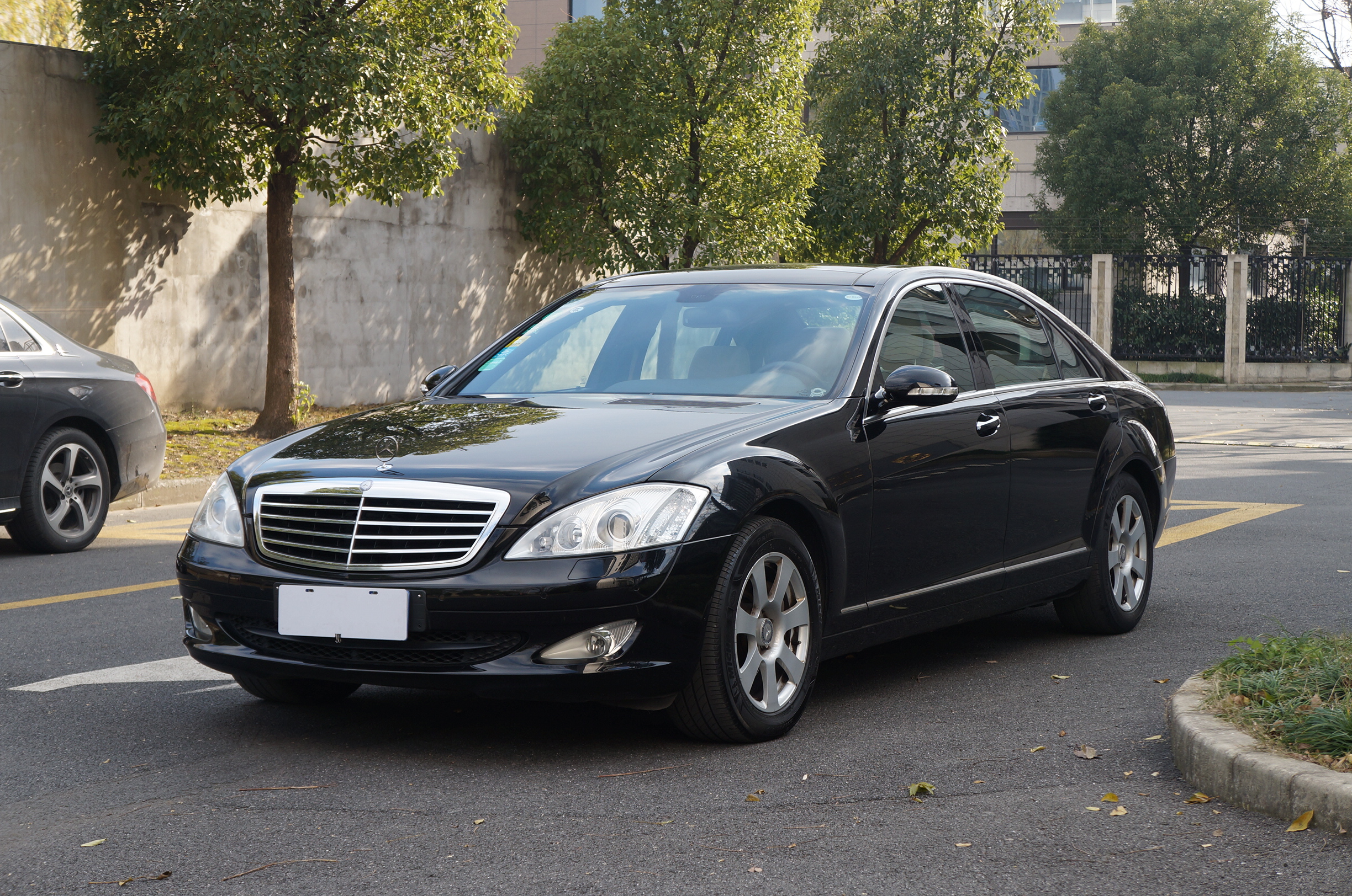 10年奔驰s还能开吗,十年的奔驰s二手车能买吗