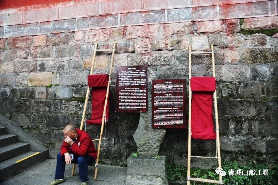 在古村落拍照怎么摆姿势好看,在古堰拍照姿势