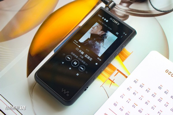 致敬经典索尼笔记本电脑,索尼nw-zx505怎么样