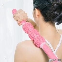 怎么改善溜肩让肩膀变平的视频,溜肩一招改善