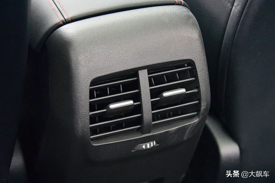 现在的福克斯是几缸,福克斯为什么变得不一样